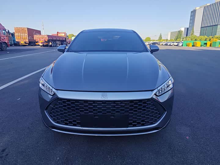 BYD Qin PLUS DM-i Smart Driving 55KM Beyond