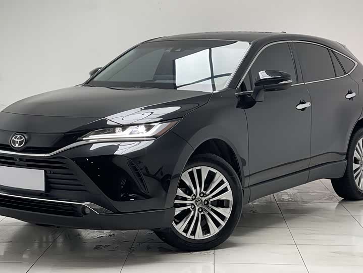 Toyota Harrier 2.0L CVT 2WD Luxury