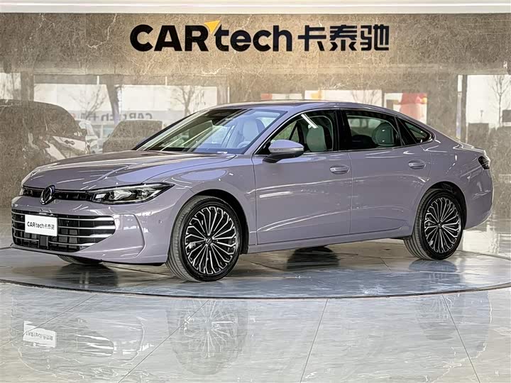 Volkswagen Passat 330TSI Elite