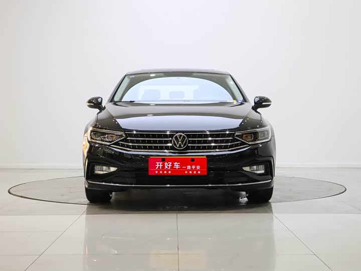 Volkswagen Magotan 330TSI DSG Luxury