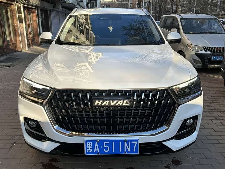 Haval H6 China Chic 1.5T Automatic Champion Edition photo 3