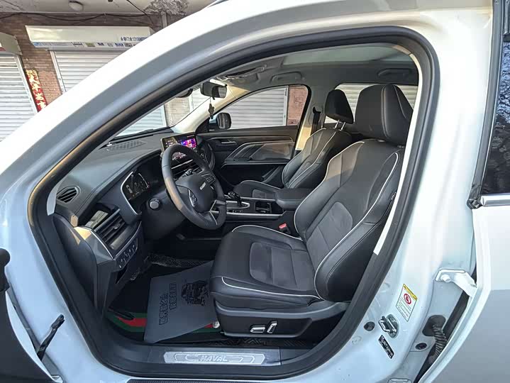 Haval H6 China Chic 1.5T Automatic Champion Edition photo 8