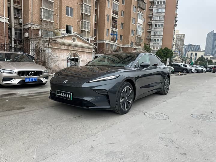 Roewe Rising Auto F7 Advanced