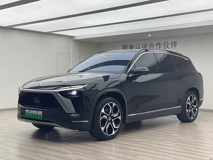 NIO ES8 415KM Signature 6-seat Edition